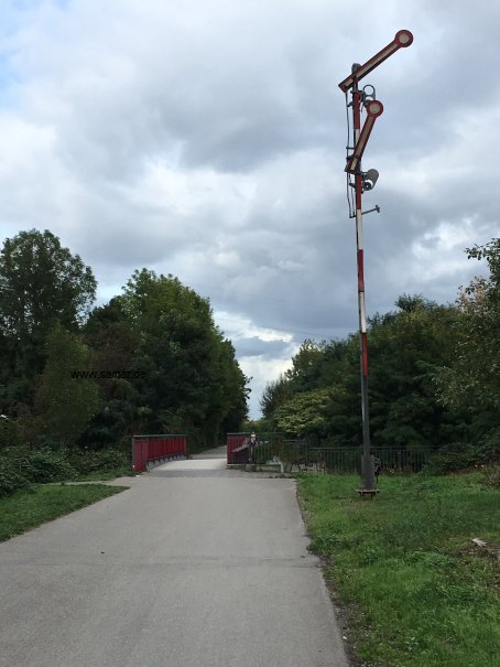 Foto RS1 Radschnellweg Signalanlage