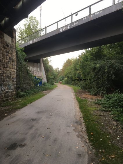 Bahnbrücke RS1 Radschnellweg