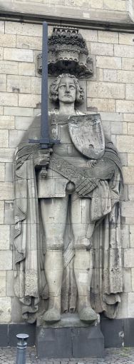 Steinmann am Rathaus Duisburg